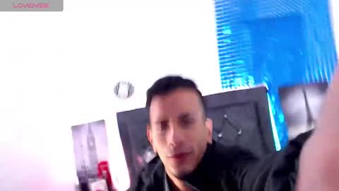 Snapshot of justin_melendez chatting on 12.24.24 JUSTIN online show from 12.24.24