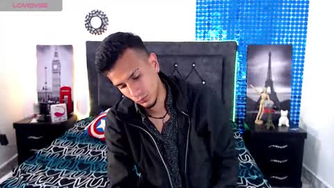 Snapshot of justin_melendez chatting on 12.24.24 JUSTIN online show from 12.24.24