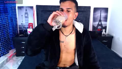 Snapshot of justin_melendez chatting on 02.12.25 JUSTIN online show from 02.12.25