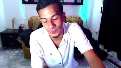 Snapshot of justin_melendez chatting on 09.10.25 JUSTIN online show from 09.10.25
