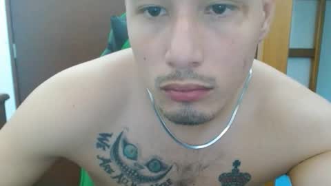 justin_taylor02 online show from 12.04.25