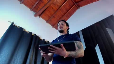 Justin White online show from 06.20.26