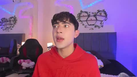 Snapshot of justinbe_ chatting on 02.05.26 Justin online show from 02.05.26