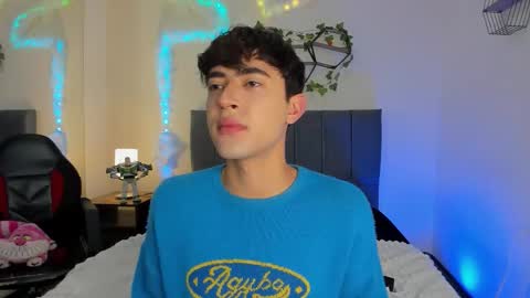 Snapshot of justinbe_ chatting on 02.09.26 Justin online show from 02.09.26