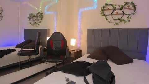 Snapshot of justinbe_ chatting on 02.26.26 Justin online show from 02.26.26