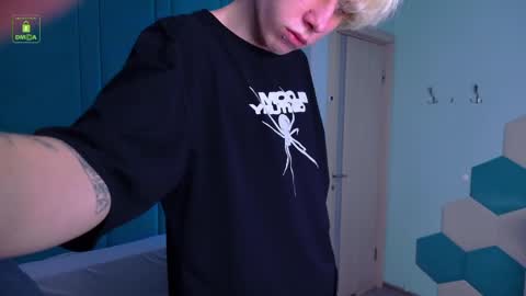 justTEEN online show from 04.11.26