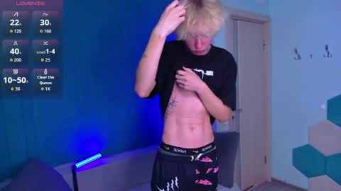 justTEEN online show from 04.17.26