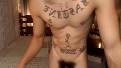 justine_hunk online show from 10.28.25