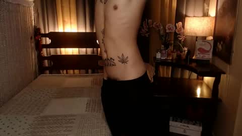 justine_hunk online show from 08.05.26