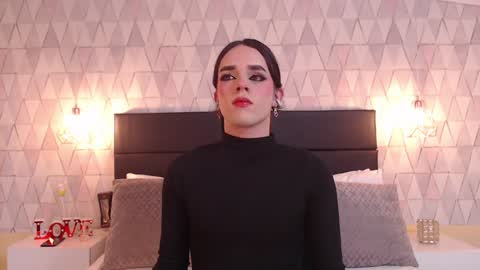 Justine online show from 01.22.25