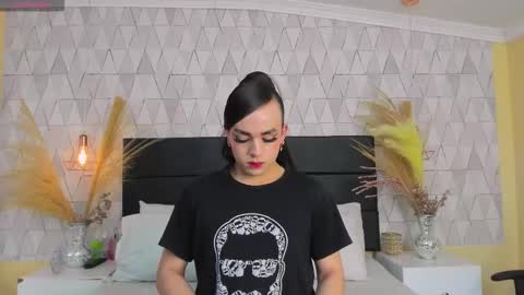 Snapshot of justineperry chatting on 02.05.26 Justine online show from 02.05.26