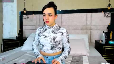 Snapshot of justineperry chatting on 02.28.26 Justine online show from 02.28.26