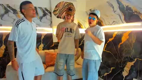 justingtime21 online show from 06.11.26
