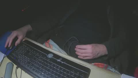 Snapshot of justme39057 chatting on 12.21.24 Justme39057 online show from 12.21.24