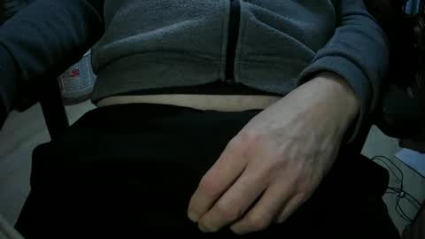 Snapshot of justme39057 chatting on 11.25.25 Justme39057 online show from 11.25.25