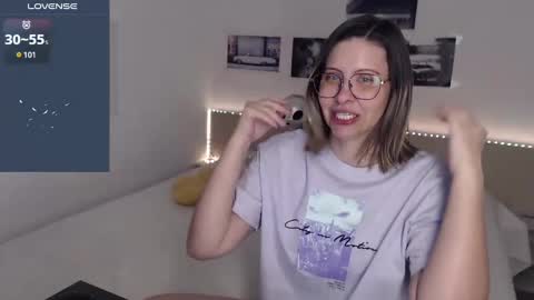 Julie online show from 12.31.24