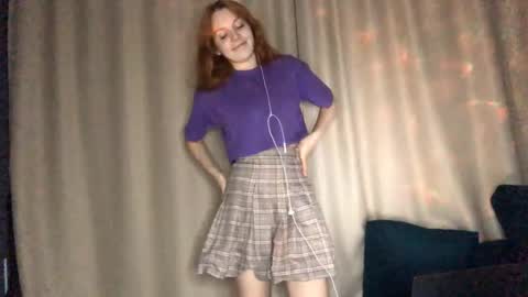 Snapshot of justprettygirl chatting on 09.29.25 Lina online show from 09.29.25