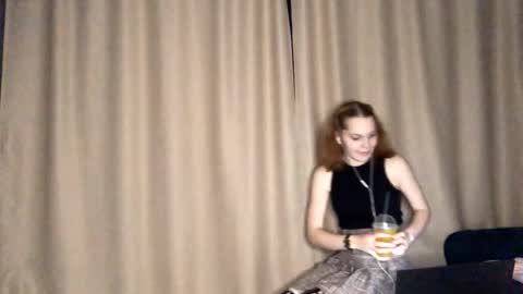Snapshot of justprettygirl chatting on 10.10.25 Lina online show from 10.10.25