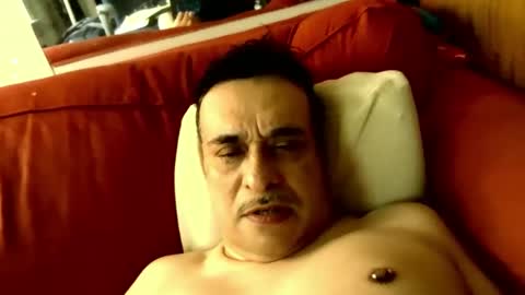 Snapshot of justsluttin chatting on 01.05.26 ameturebate online show from 01.05.26