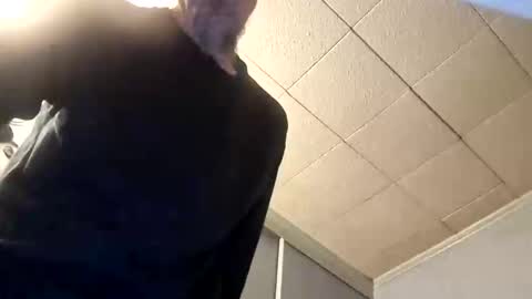 justwant2strokeit online show from 03.30.26