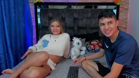 Snapshot of juva_ chatting on 02.16.25 Juan and friends online show from 02.16.25