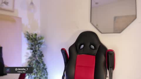 Snapshot of jvenuss chatting on 01.27.25 ees 3 online show from 01.27.25