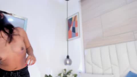 Snapshot of jvenuss chatting on 02.26.25 ees 3 online show from 02.26.25