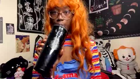 Snapshot of k1m08 chatting on 10.30.25 Aki Kim online show from 10.30.25