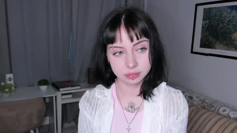 Annie online show from 05.14.26