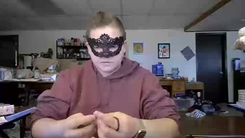 k1t_kat97 online show from 10.12.25