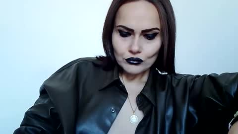 k_queen36 online show from 12.19.25