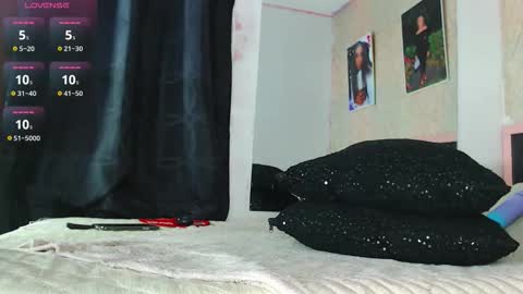 STORMI online show from 11.22.25