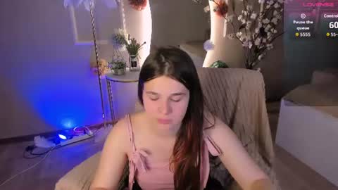 Snapshot of kacey_love chatting on 06.27.26 Kacey online show from 06.27.26