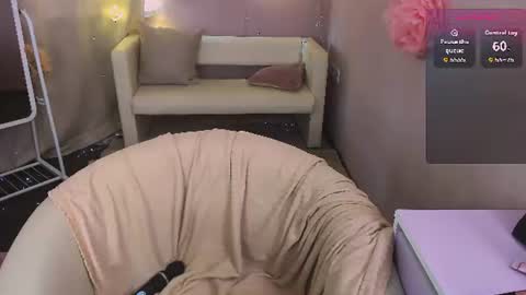 Snapshot of kacey_love chatting on 07.14.26 Kacey online show from 07.14.26
