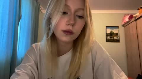 Snapshot of kacicasal chatting on 05.30.26 Mia 1st day here online show from 05.30.26