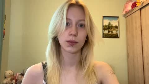 Snapshot of kacicasal chatting on 06.24.26 Mia 1st day here online show from 06.24.26