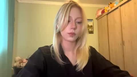 Snapshot of kacicasal chatting on 06.29.26 Mia 1st day here online show from 06.29.26