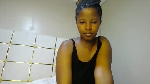 Snapshot of kadime001 chatting on 02.17.25 kadime online show from 02.17.25