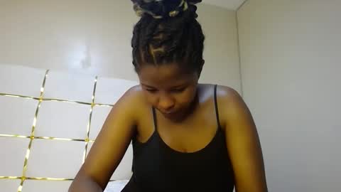 Snapshot of kadime001 chatting on 02.17.25 kadime online show from 02.17.25