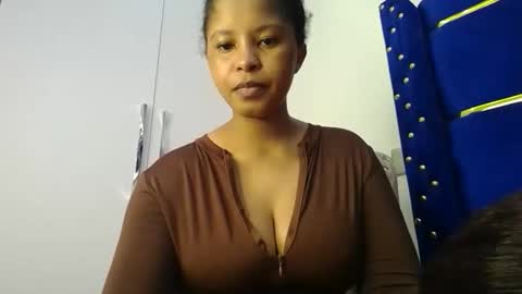 Snapshot of kadime001 chatting on 09.08.25 kadime online show from 09.08.25