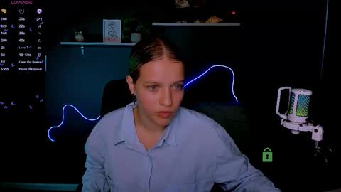 kaela_spell_ online show from 10.10.25