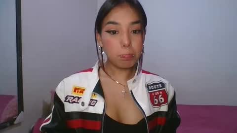 Snapshot of kahelipurple chatting on 01.15.25 KAHELIINDEPENDENT MODEL online show from 01.15.25
