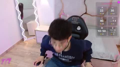 kai_tay1 online show from 04.12.26