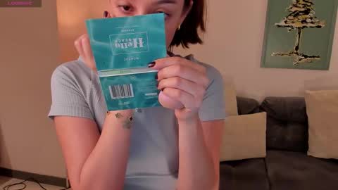 Kaia Ferreira online show from 10.13.25