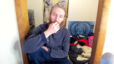 Snapshot of kaiku77 chatting on 12.15.24 Kaiku77 online show from 12.15.24