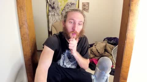 Snapshot of kaiku77 chatting on 12.24.24 Kaiku77 online show from 12.24.24