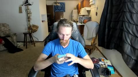 Snapshot of kaiku77 chatting on 10.26.25 Kaiku77 online show from 10.26.25