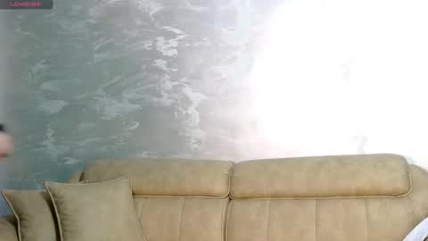 Kaila Lewis online show from 03.25.26