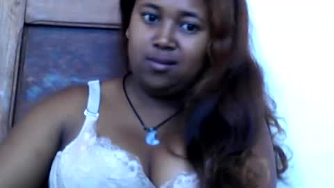 Snapshot of kaillah chatting on 01.20.25 kaillah online show from 01.20.25