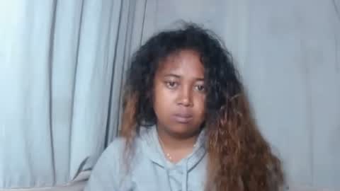 Snapshot of kaillah chatting on 12.17.25 kaillah online show from 12.17.25